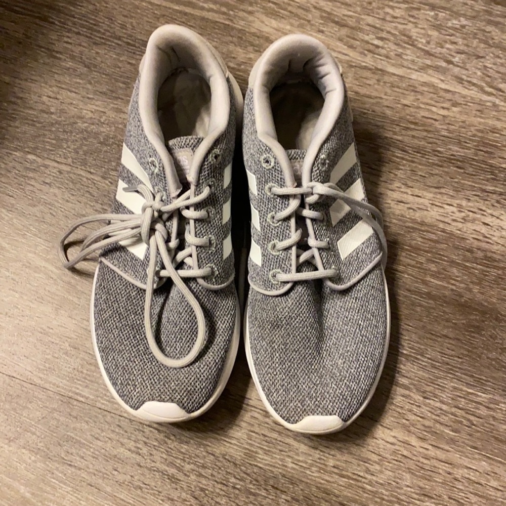 Adidas tennis shoes